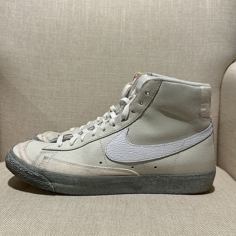 Nike Blazer Mid ‘77 SE - Picture 2 of 8